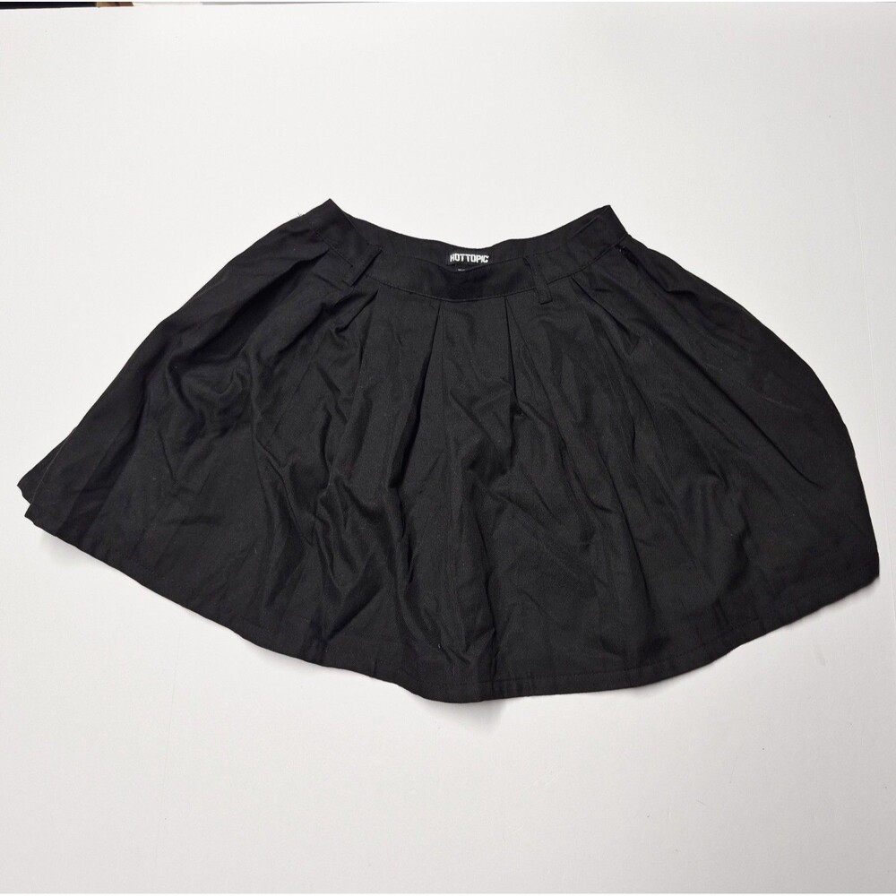 Hot Topic Black Pleated Mini Skirt NWOT Small Alt Mall Goth Schoolgirl Skater